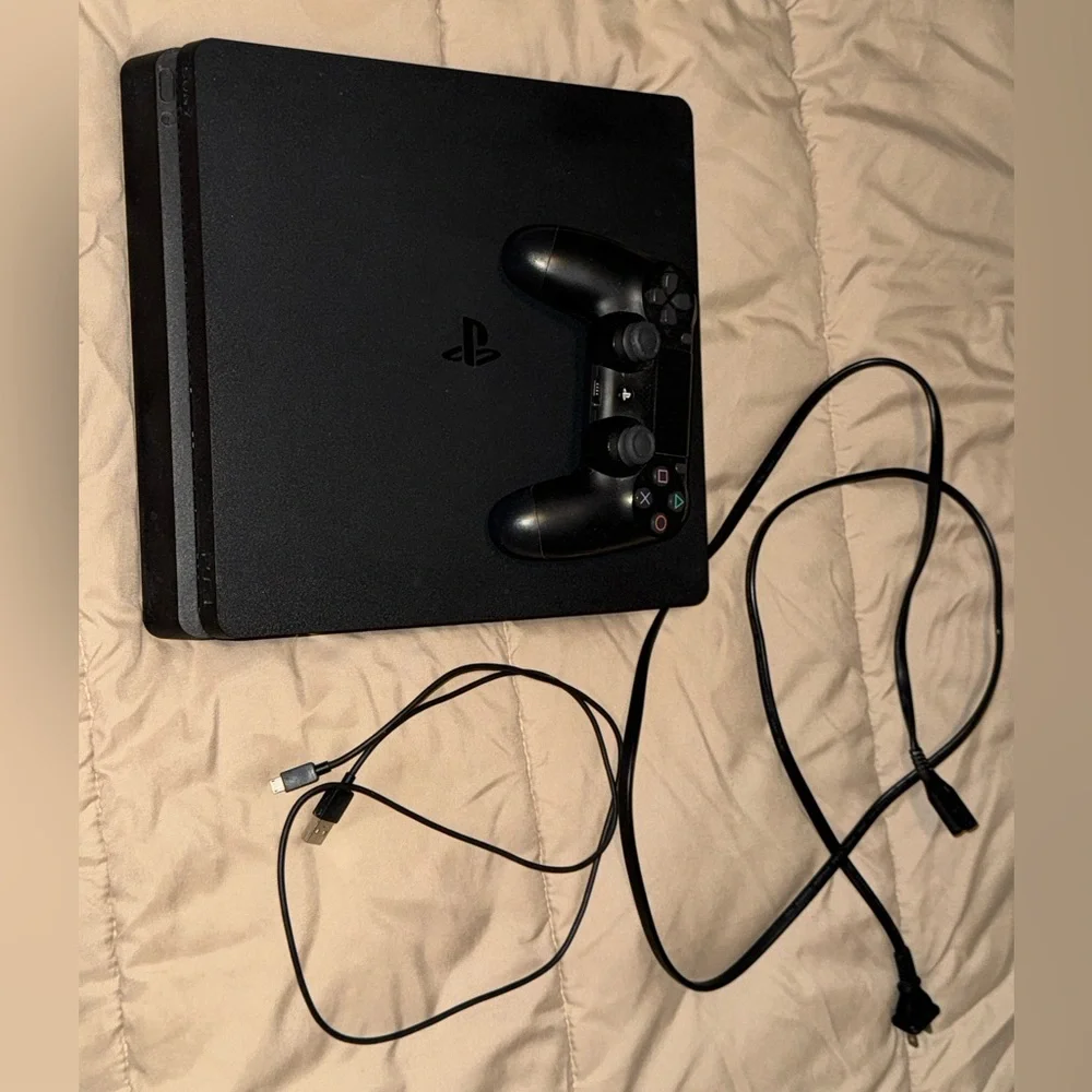 Sony PS4 Gaming Bundle with Controller and Games